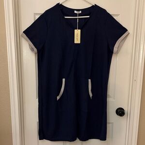 Navy Blue Short Zippered “House Coat” style cover. 2XL. NWT